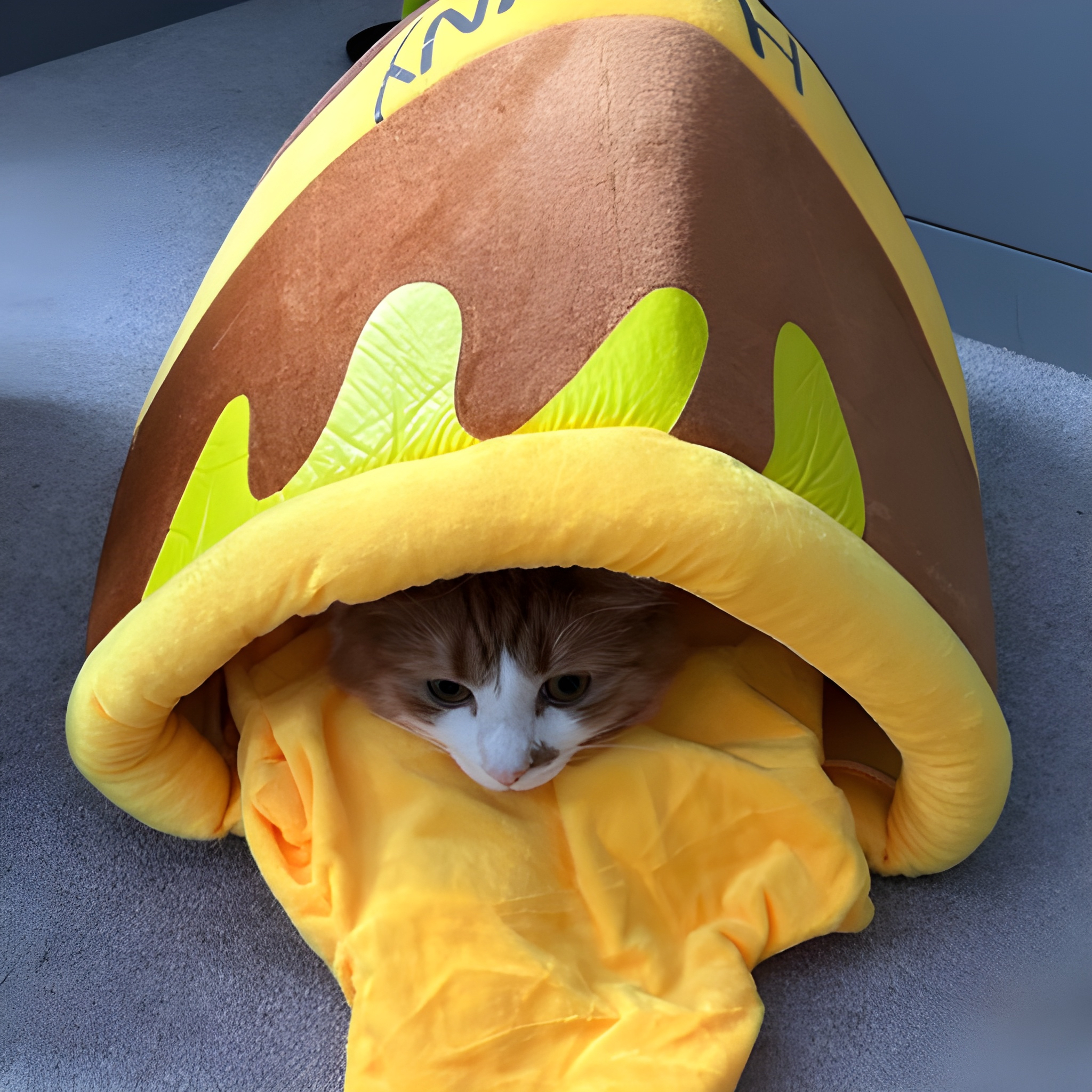DreamPot- Honey Pot Cat Bed